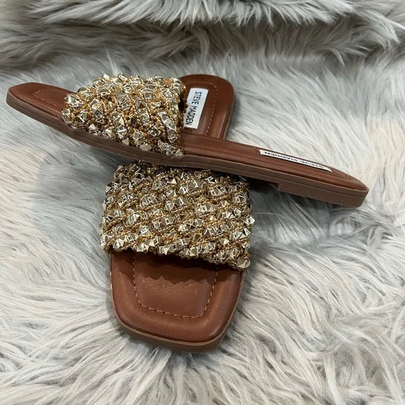 Steve Madden Women’s Triangle Stones Encrusted Rokky Slide Sandals.NEW - Picture 4 of 5